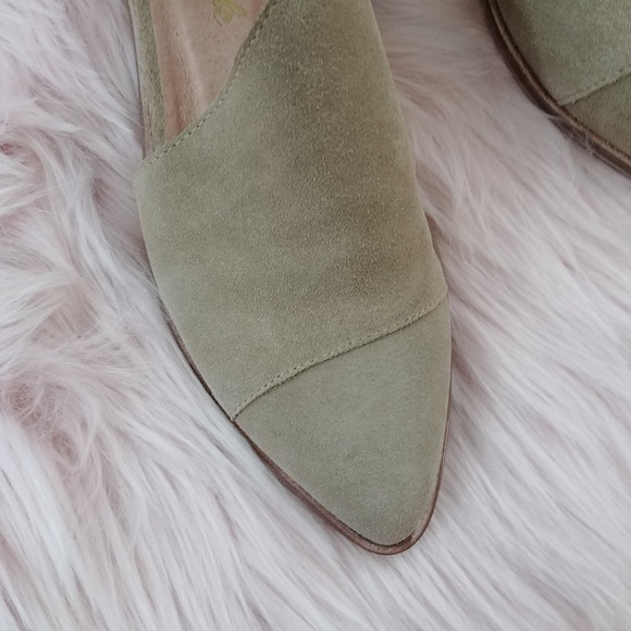 Free People Royale Flat Cutout Tan Suede Booties - Picture 4 of 7